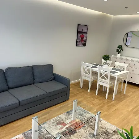 Belvil 4 Apartment *